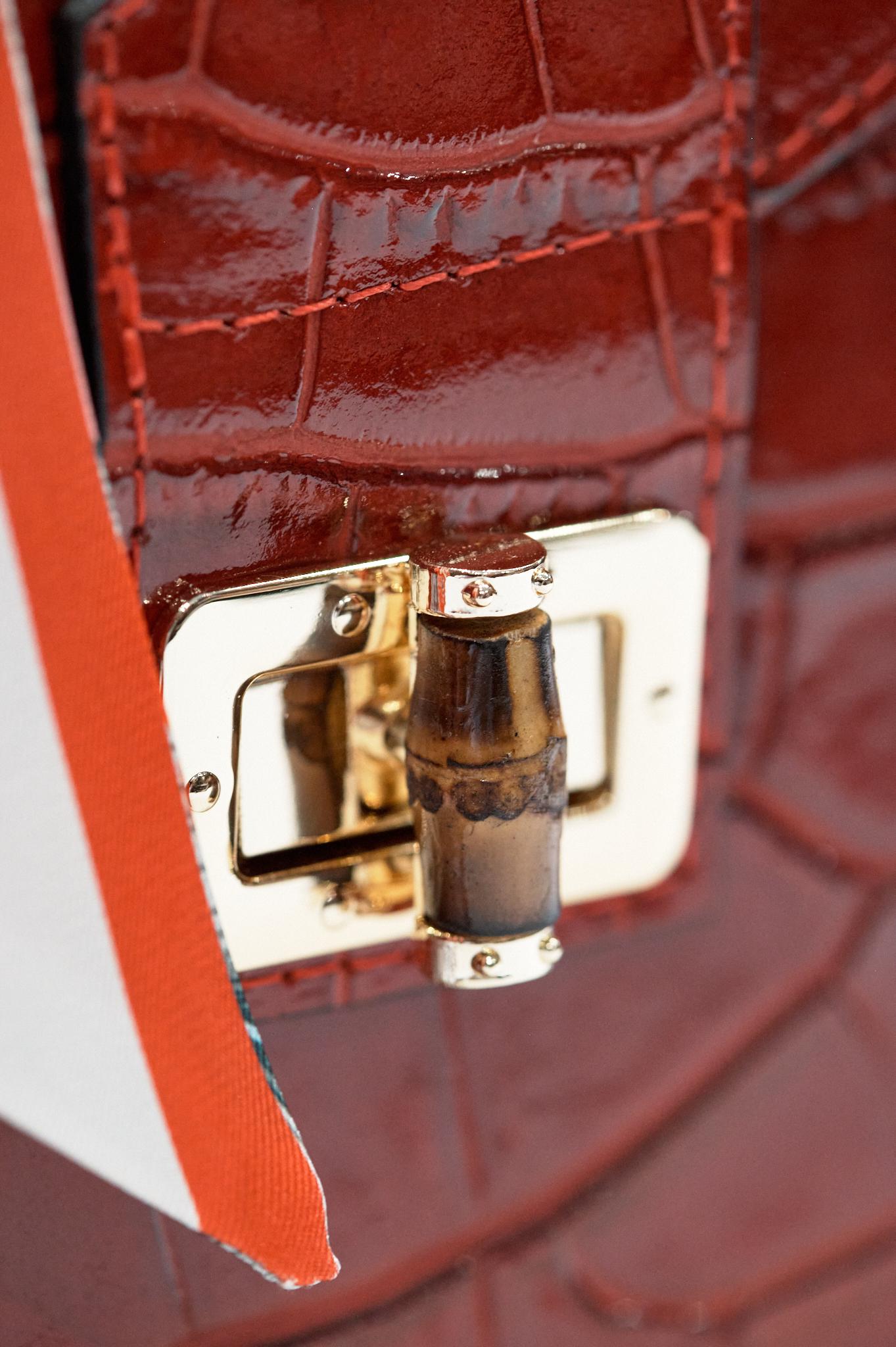 Elegant Italian Red Leather Croc-Embossed Handbag with Floral Scarf – Made in Italy Florence