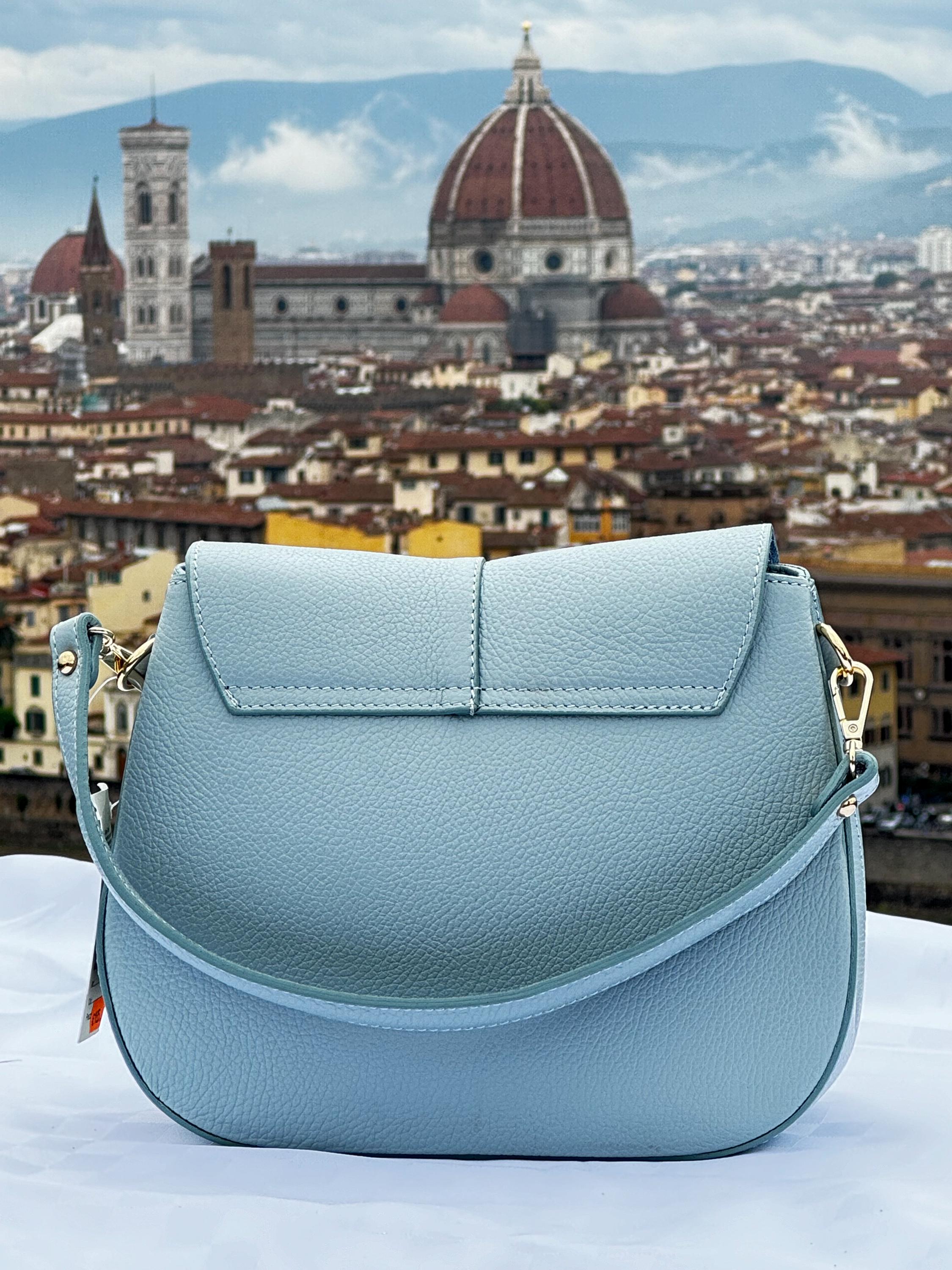 Elegant Italian Leather Crossbody Bag in Soft Blue – Made in Florence