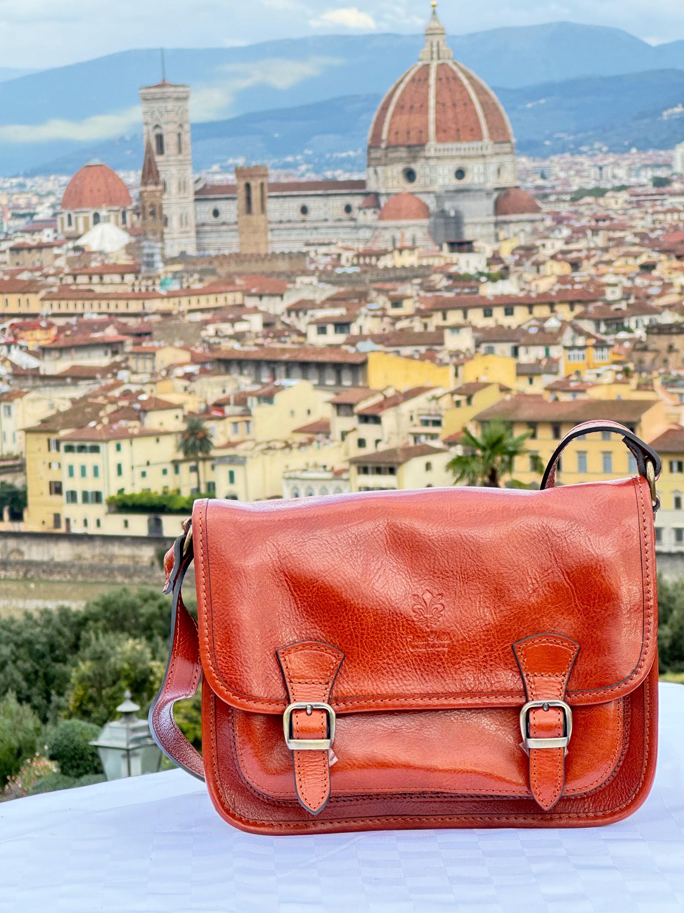 Classic Italian Leather Doctor Bag for Men – Handcrafted in Florence