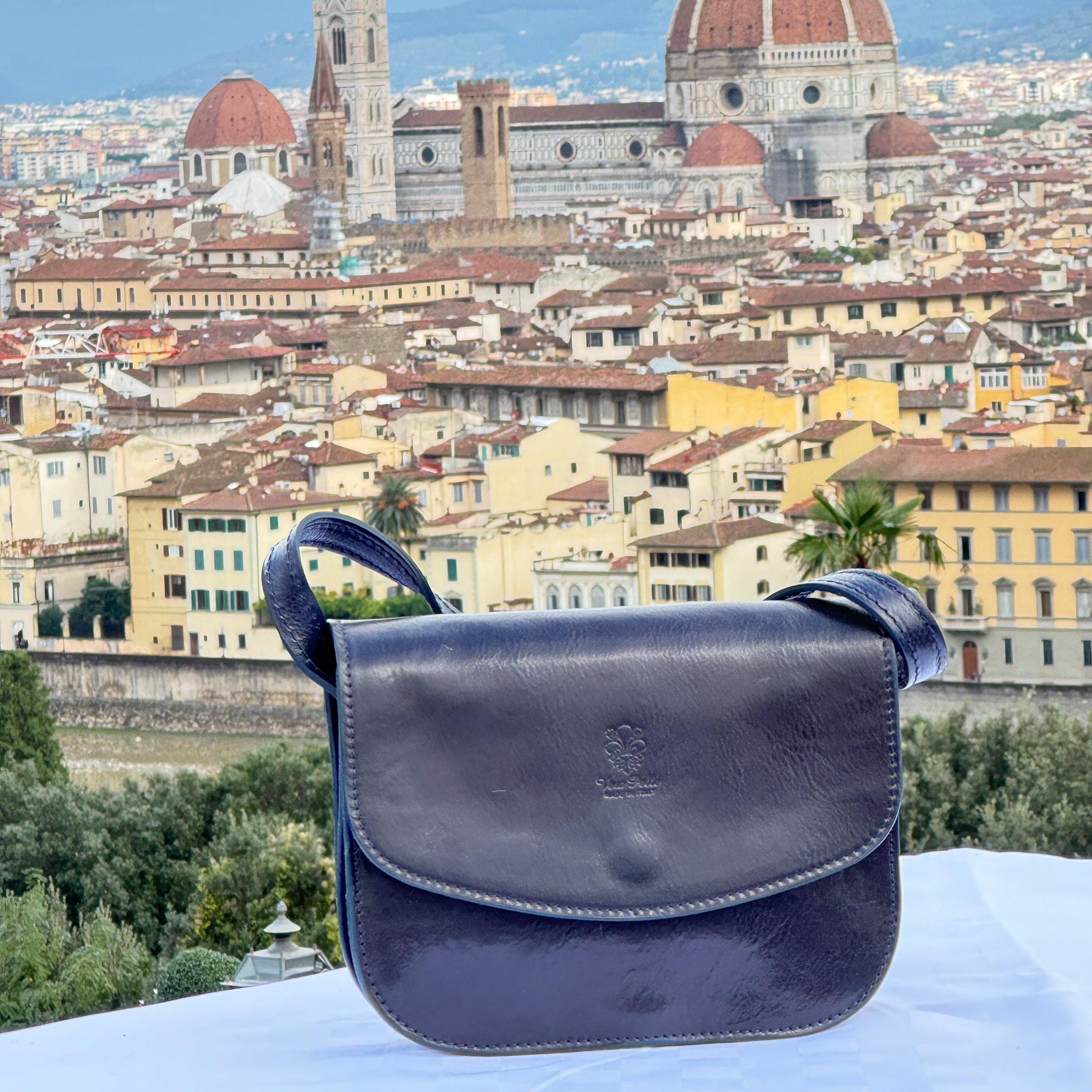 Women's Dark Blue Handmade Italian Leather Crossbody Bag – Made in Florence