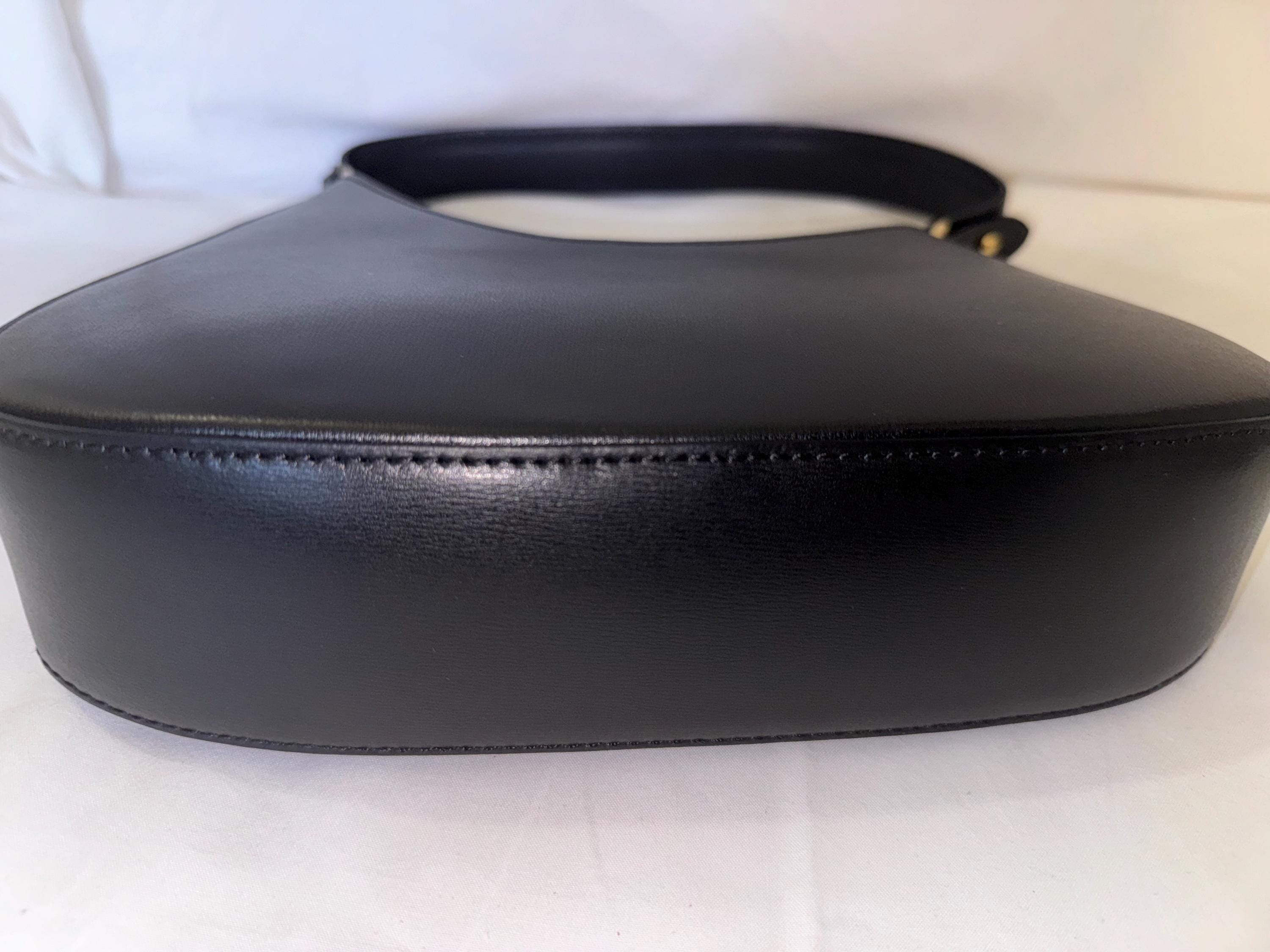 Italian Handmade Leather Bags For Women | Elegant Black Shoulder Bag from Florence, Made in Italy