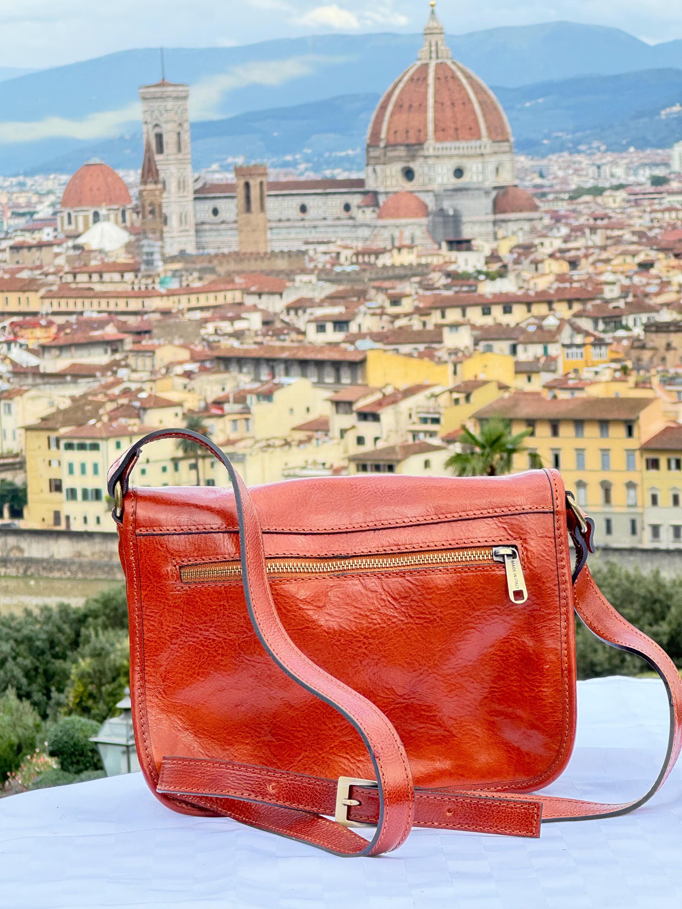 Classic Italian Leather Doctor Bag for Men – Handcrafted in Florence