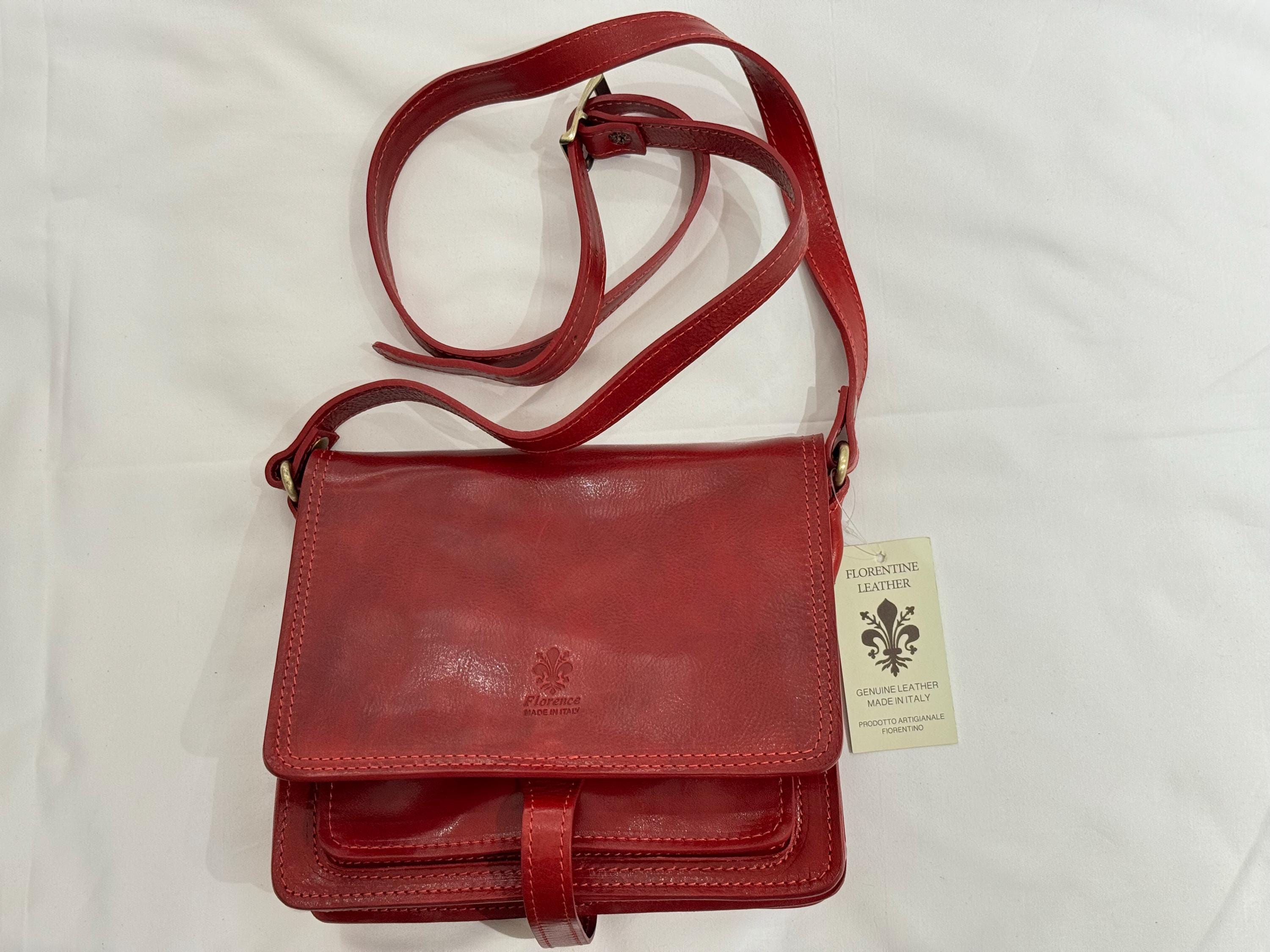 Elegant Italian Red Leather Crossbody Bag for Women – Chic Everyday Style & Versatile Design made in Florence