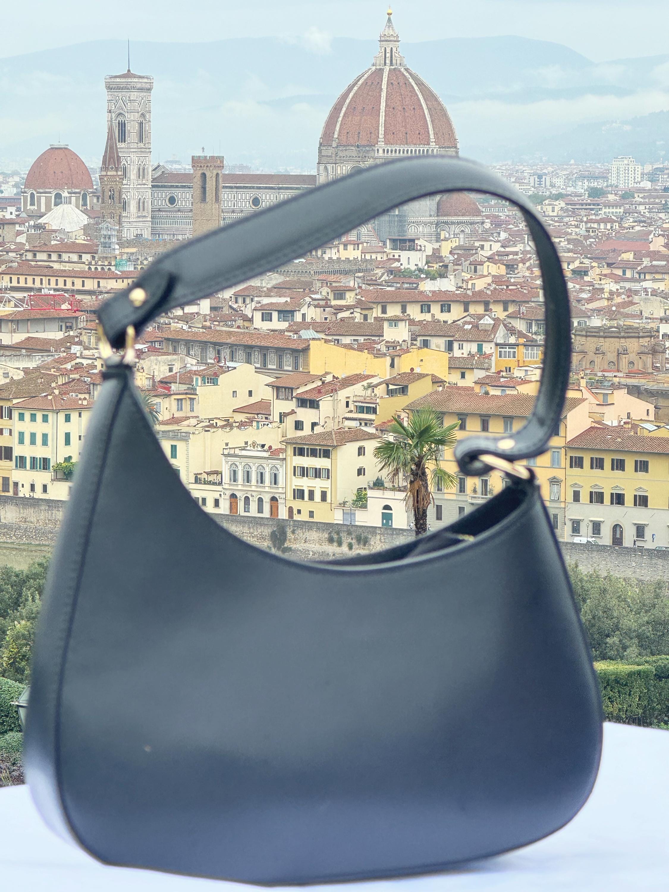 Italian Handmade Leather Bags For Women | Elegant Black Shoulder Bag from Florence, Made in Italy