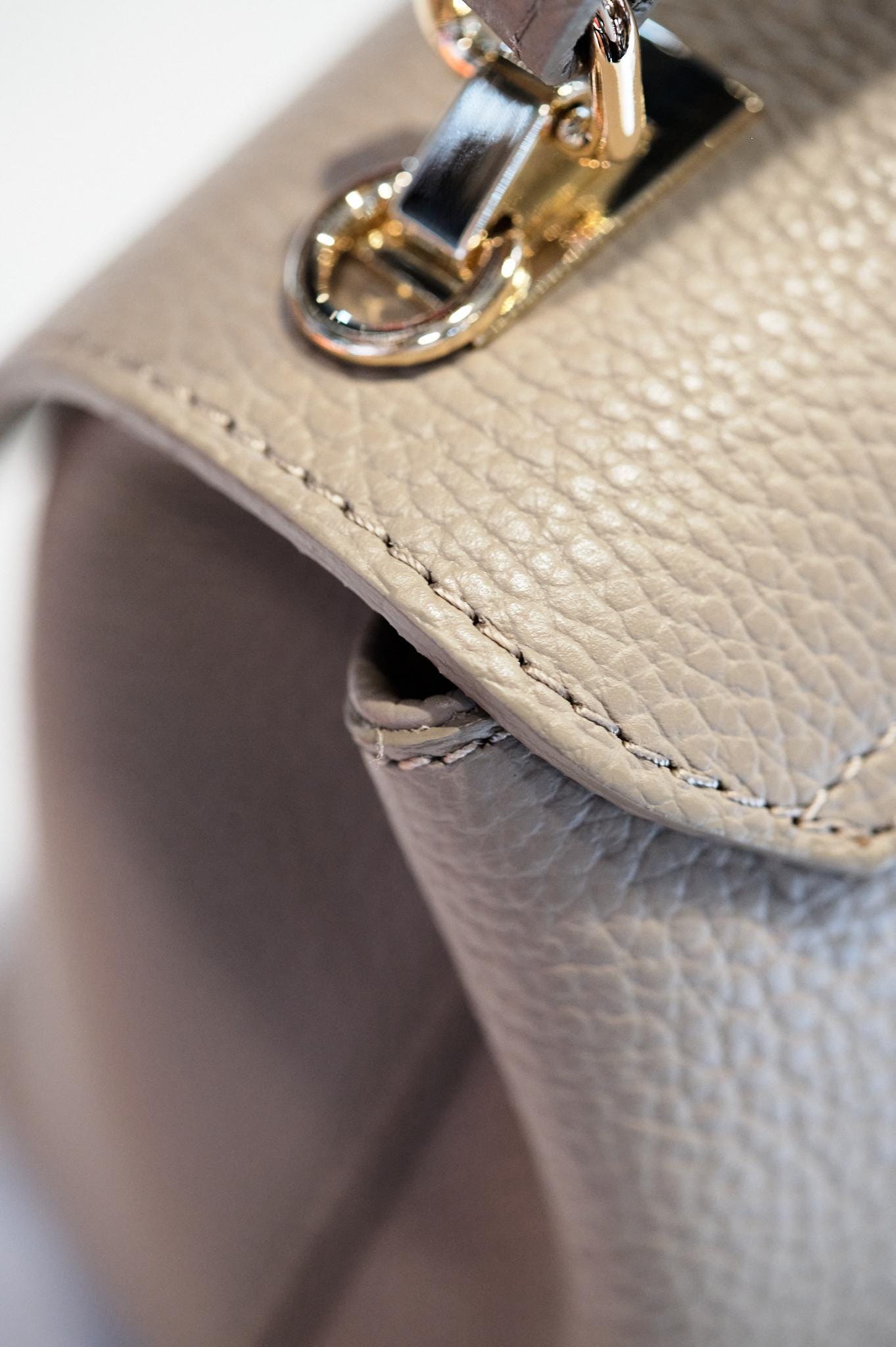 Italian Handmade Leather Bag for Women | Elegant Taupe Top Handle Bag | Made in Florence, Italy