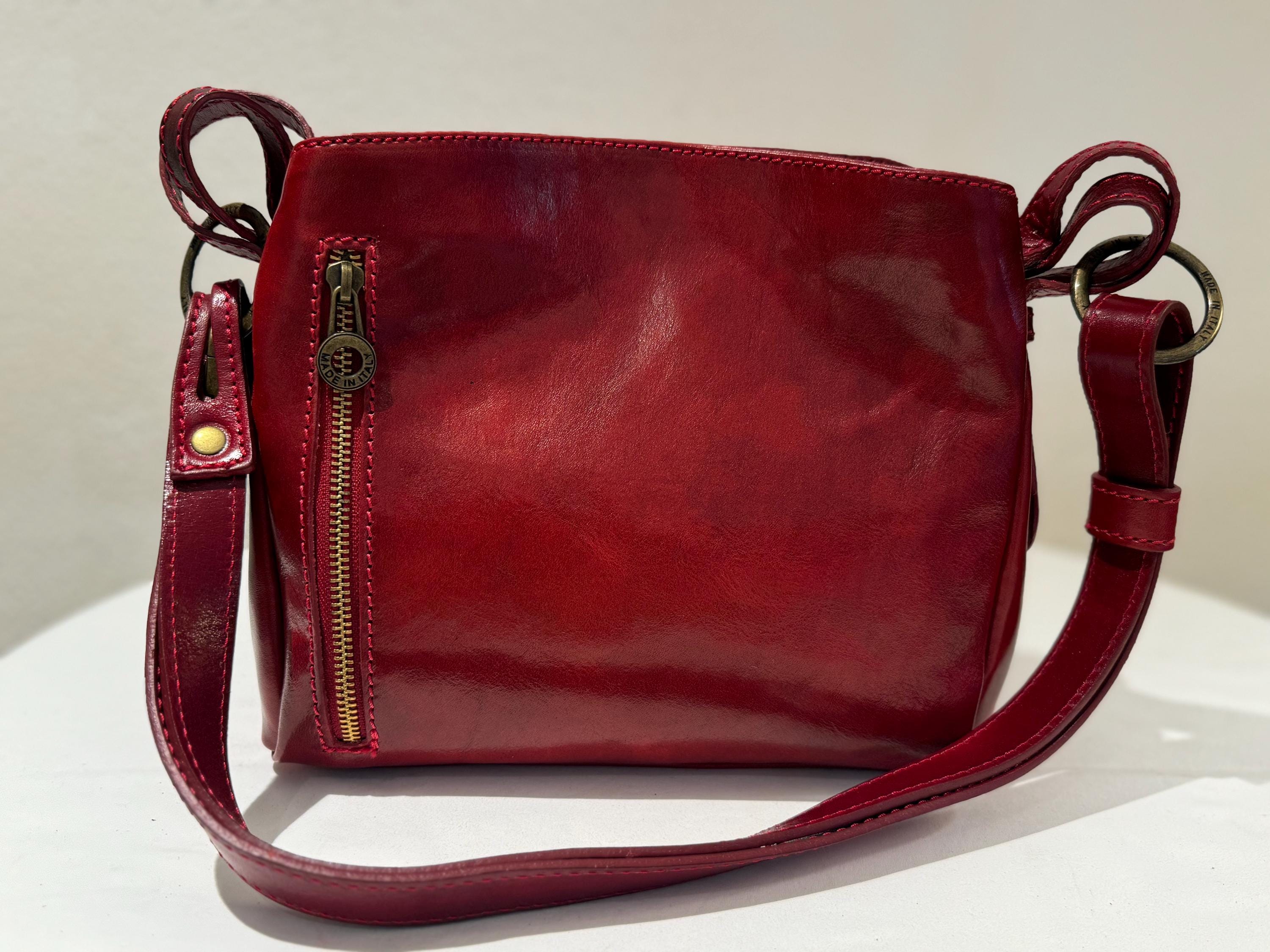 Italian Handmade Leather Bag For Women | Elegant Red Leather Crossbody Bag From Florence, Made in Italy